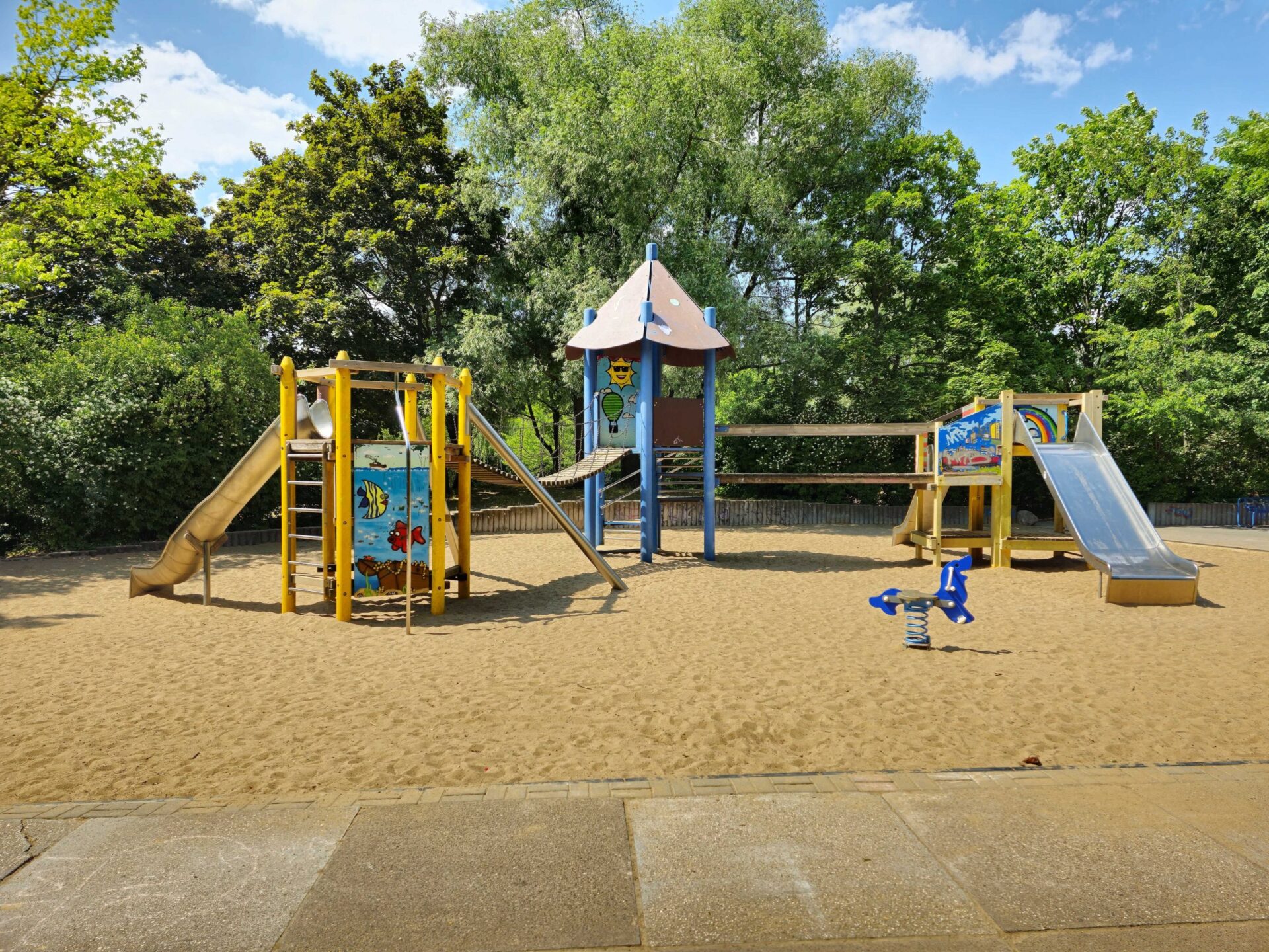 Spielplatz/ Bolzplatz Springfuhlpark