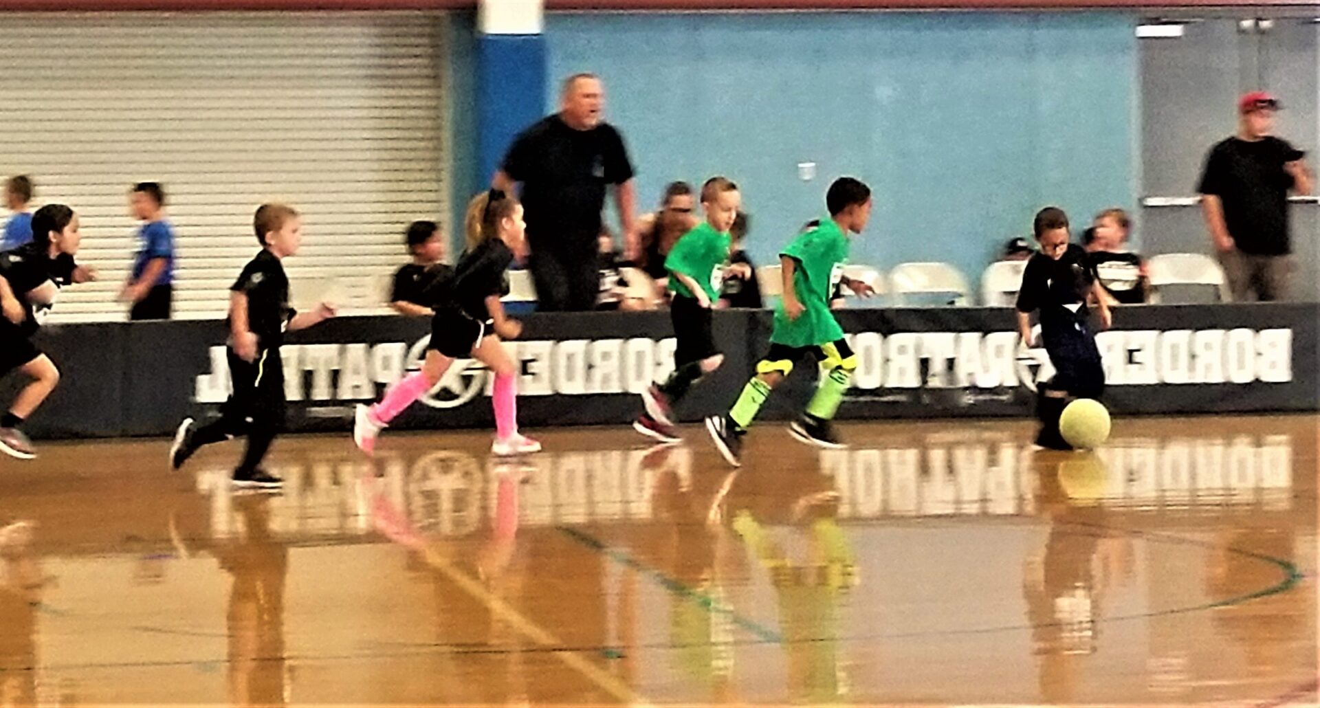 Jungs-Fußball-Training (Open-Gym an der Wolfgang-Amadeus-Mozart-Schule)